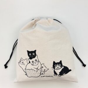 옹기종기 모인 고양이 5마리_복주머니